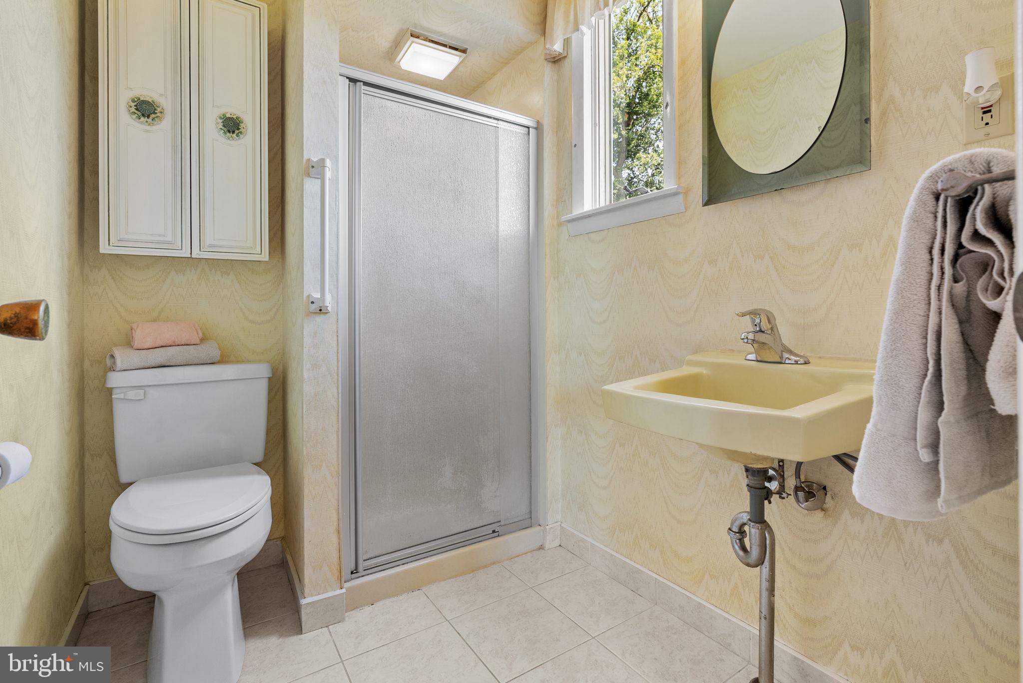 507 Byron Road Warminster, PA 18974 - Photo 12 of 32 Gallery Image 12