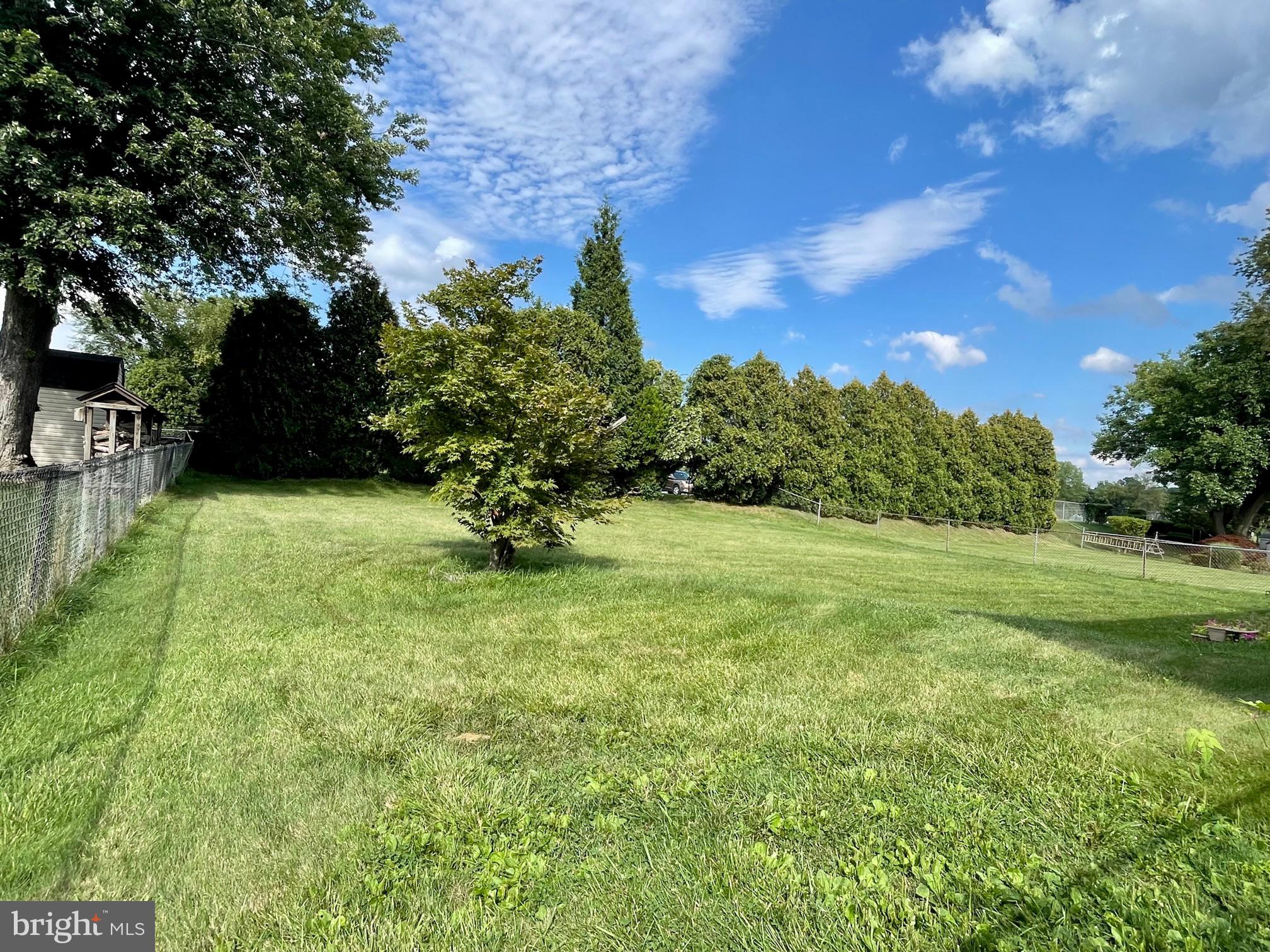 507 Byron Road Warminster, PA 18974 - Photo 28 of 32 Gallery Image 28
