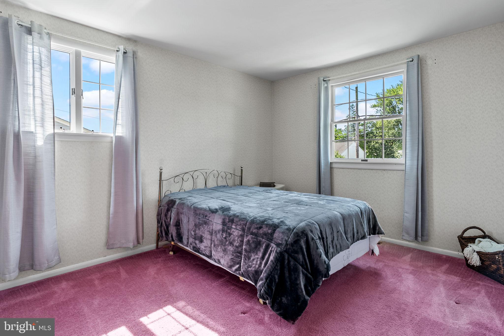 507 Byron Road Warminster, PA 18974 - Photo 8 of 32 Gallery Image 8