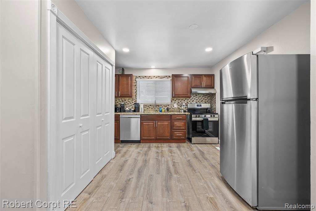 4772 Harding Street Dearborn Heights, MI 48125 - Photo 6 of 22