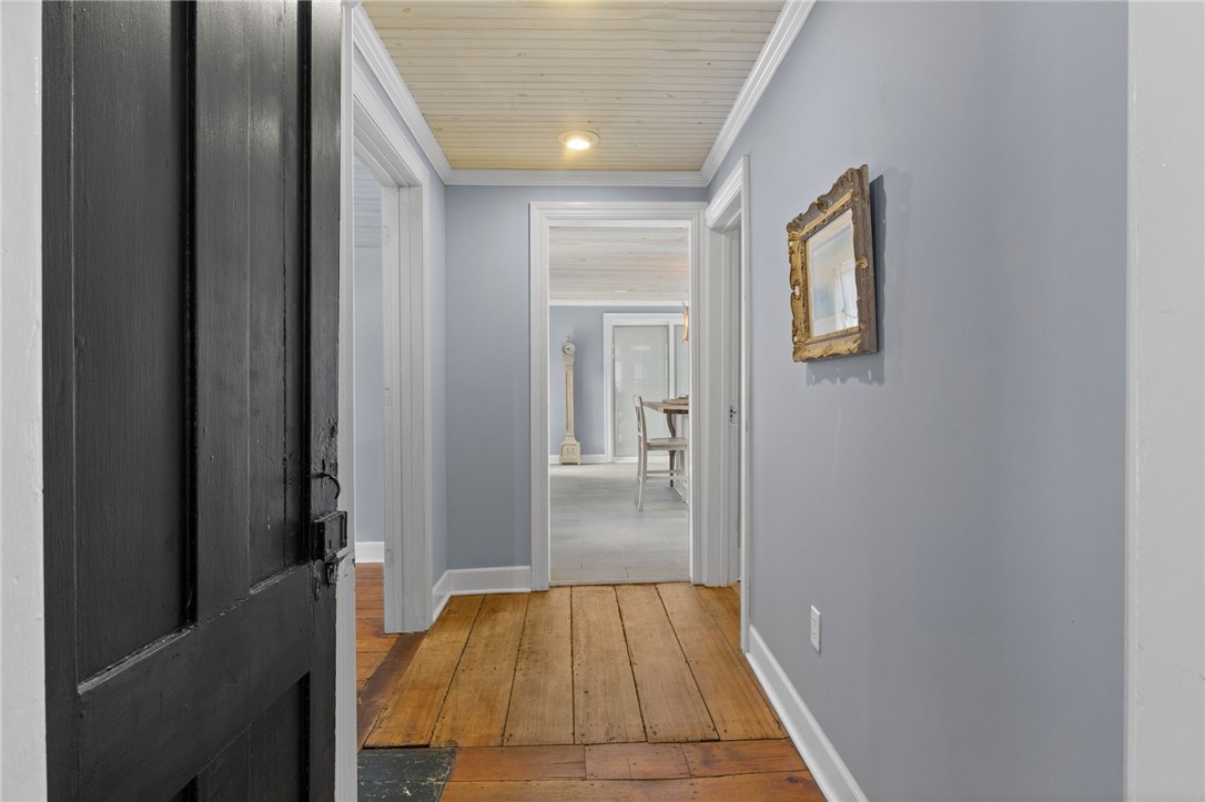 325 Marsh Road Pittsford, NY 14534 - Photo 15 of 34