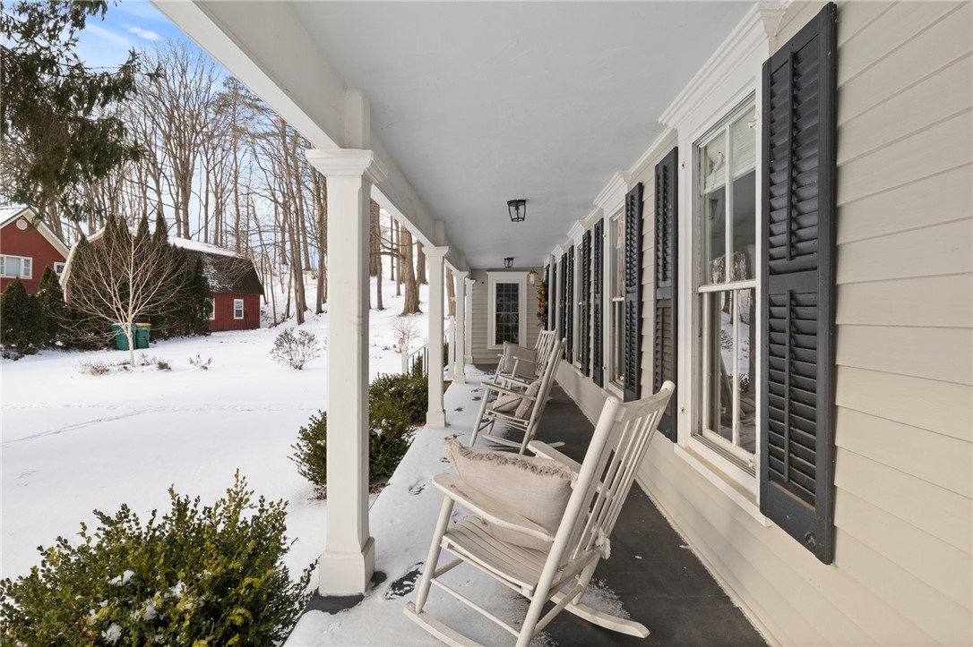 325 Marsh Road Pittsford, NY 14534 - Photo 4 of 34