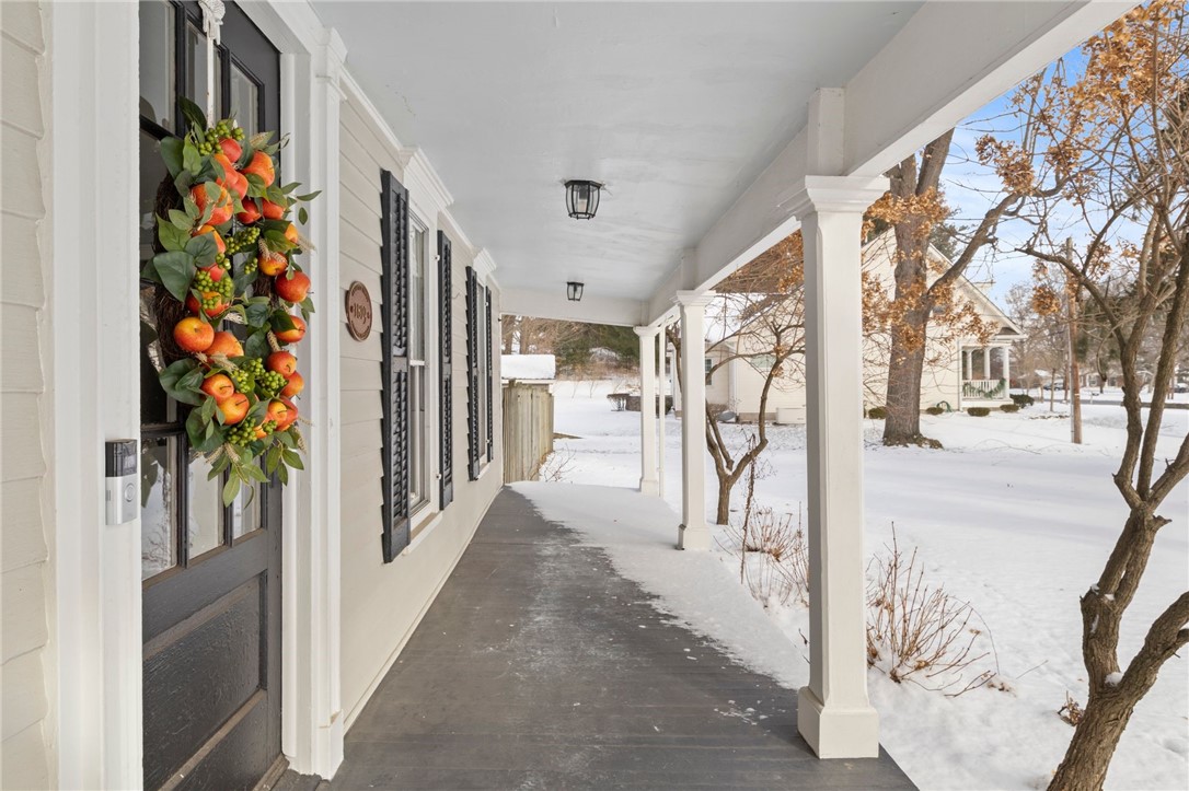 325 Marsh Road Pittsford, NY 14534 - Photo 5 of 34