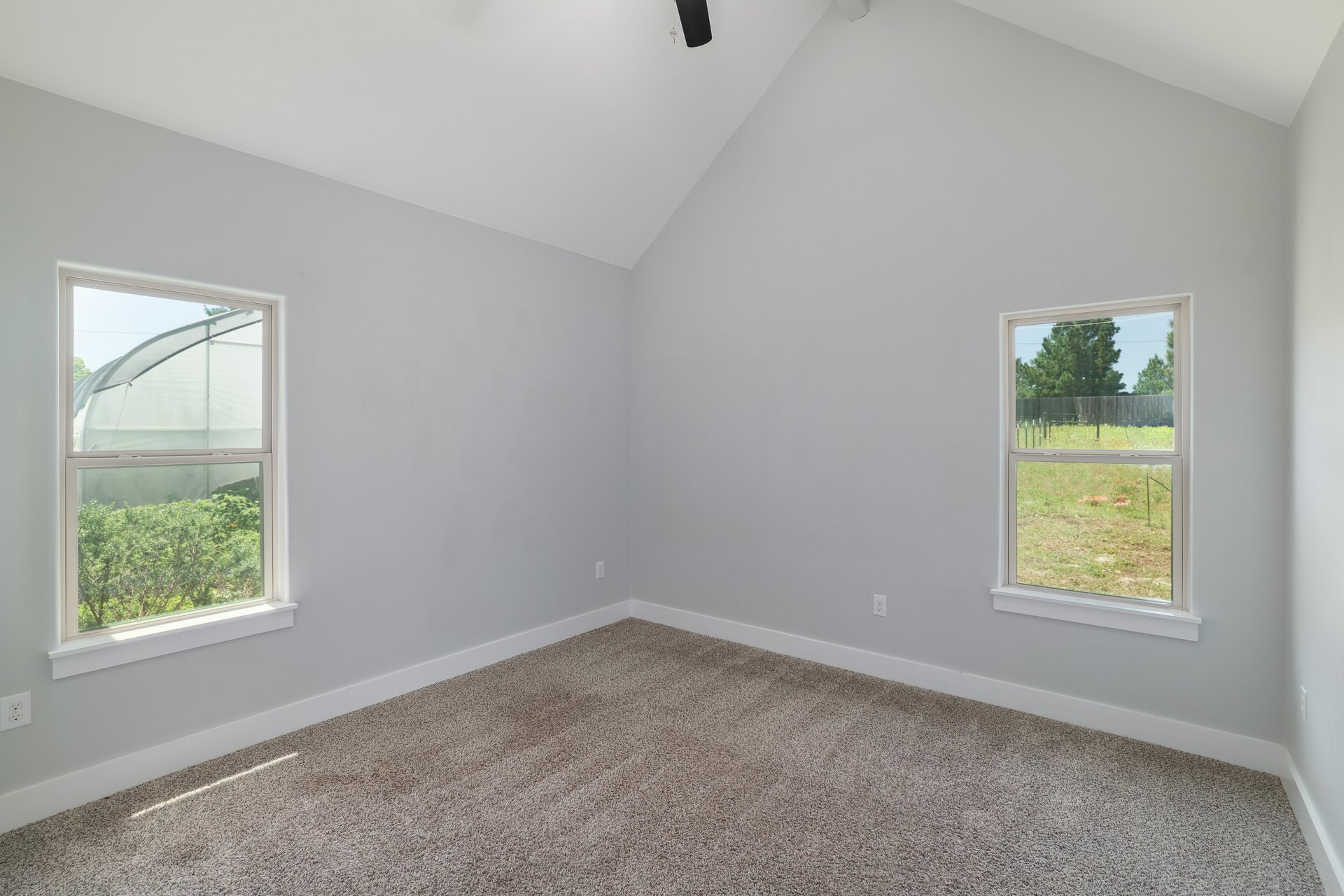 258 County Road Bastrop, TX 78602 - Photo 16 of 32 an empty room with a window