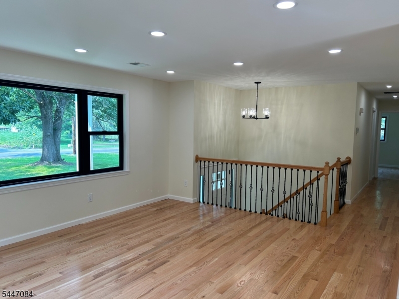 88 Unionville Road Wantage, NJ 07461 - Photo 9 of 31 Gallery Image 9