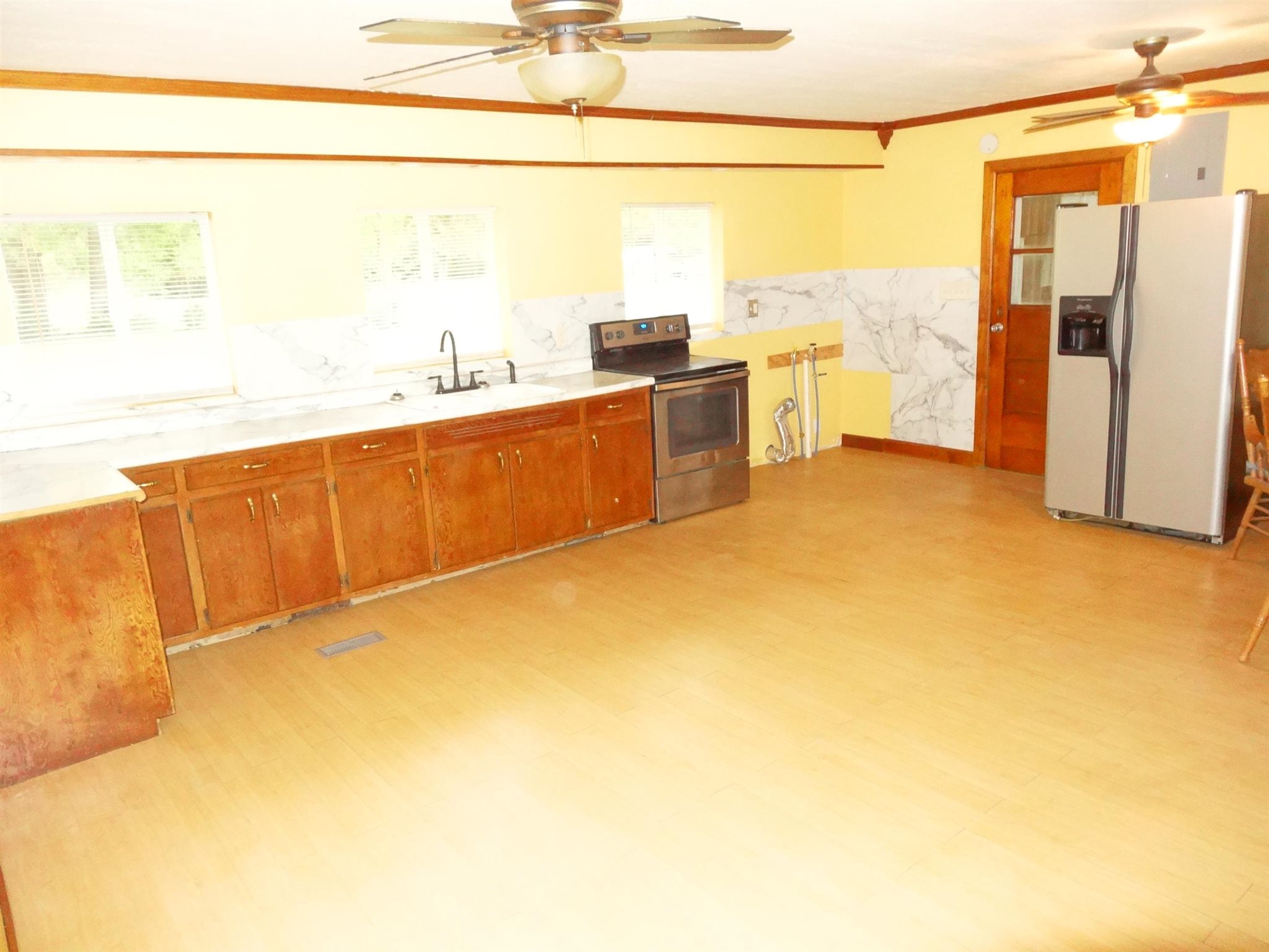 10191 North Sharp Bend Road Albany, IN 47320 - Photo 10 of 26 Gallery Image 10