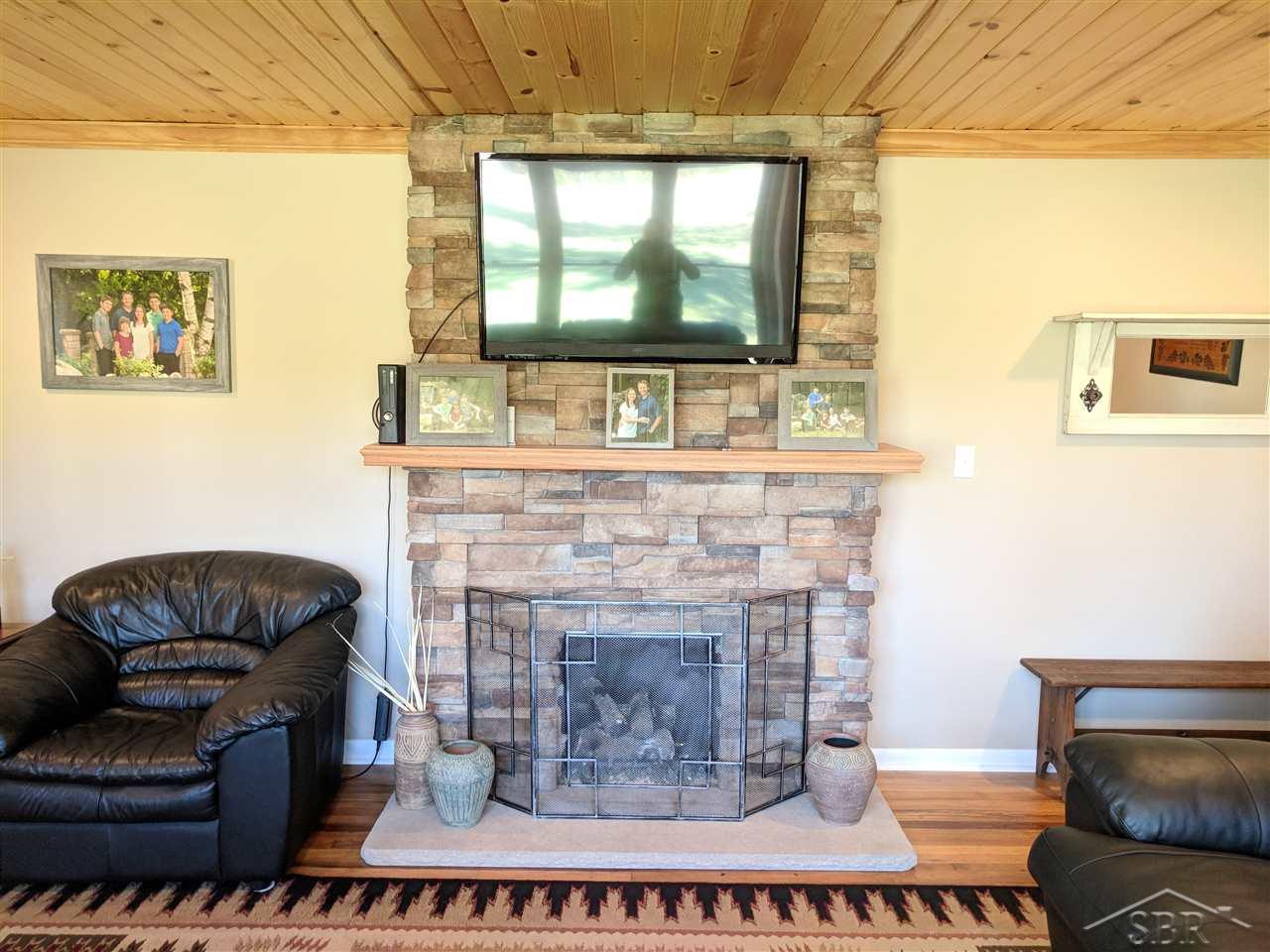 11385 Sarle Road Freeland, MI 48623 - Photo 6 of 44 31363379-5.JPG