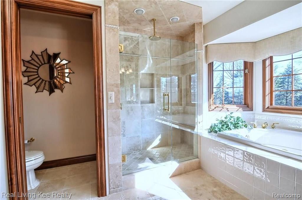 1464 Highpoint Court Rochester, MI 48306 - Photo 22 of 43