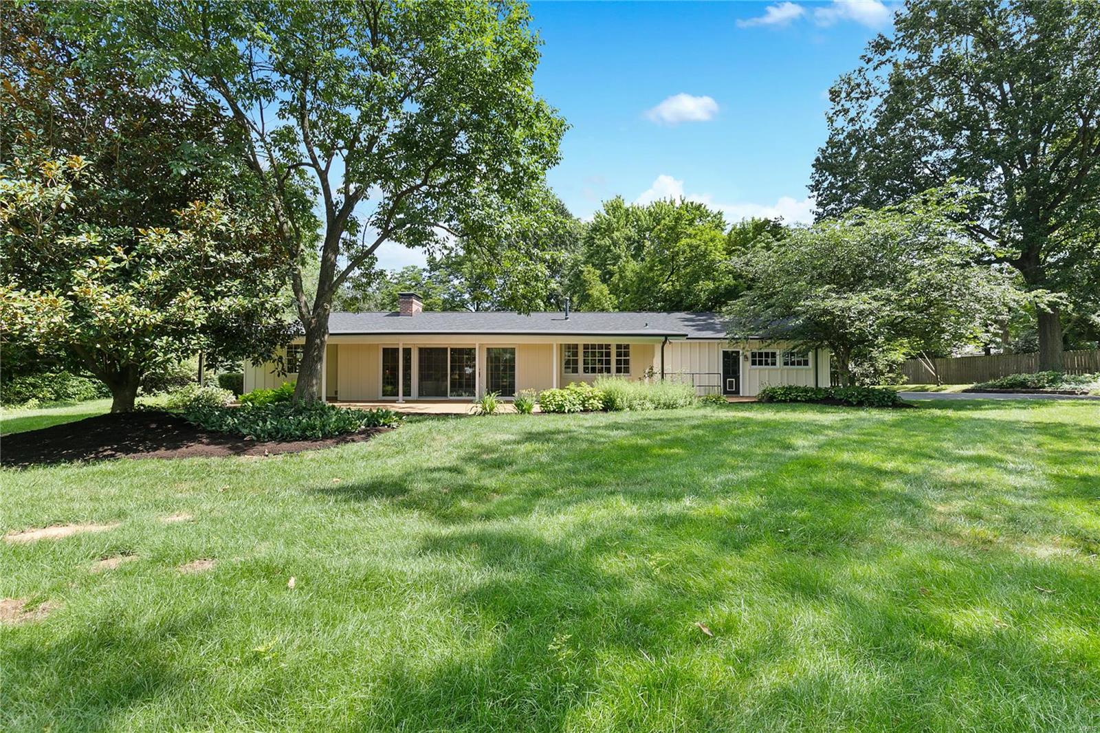 10018 Conway Road Ladue, MO 63124 - Photo 2 of 72
