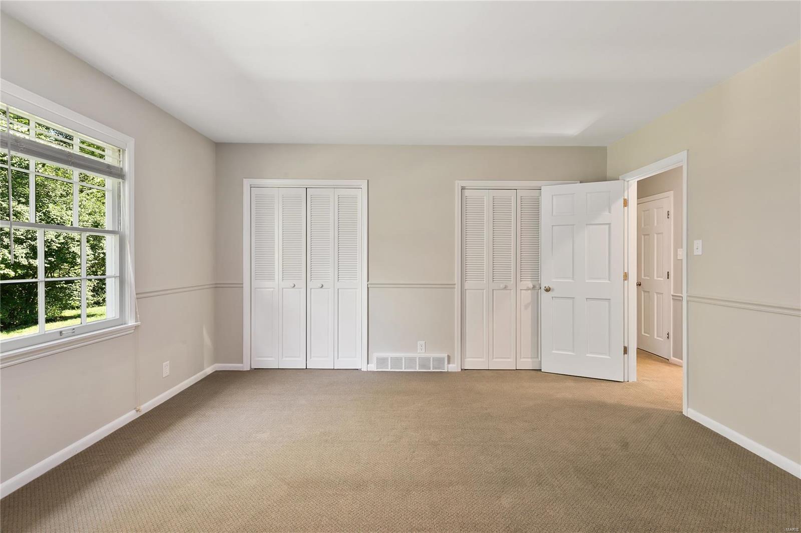 10018 Conway Road Ladue, MO 63124 - Photo 45 of 72