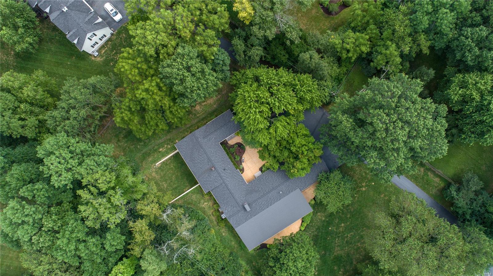 10018 Conway Road Ladue, MO 63124 - Photo 62 of 72