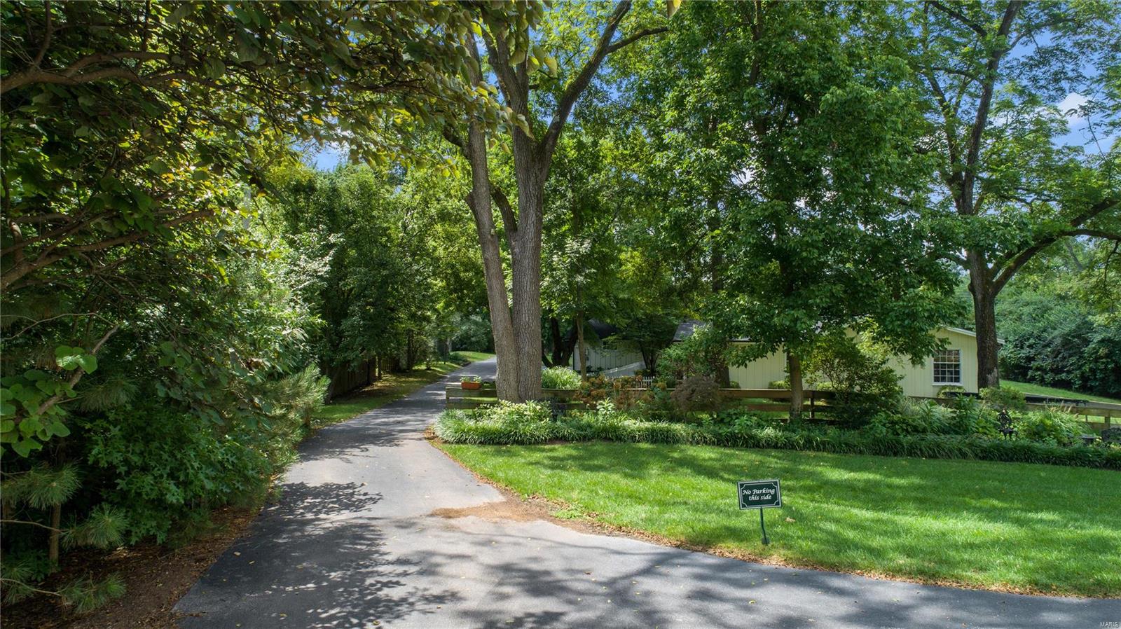 10018 Conway Road Ladue, MO 63124 - Photo 65 of 72