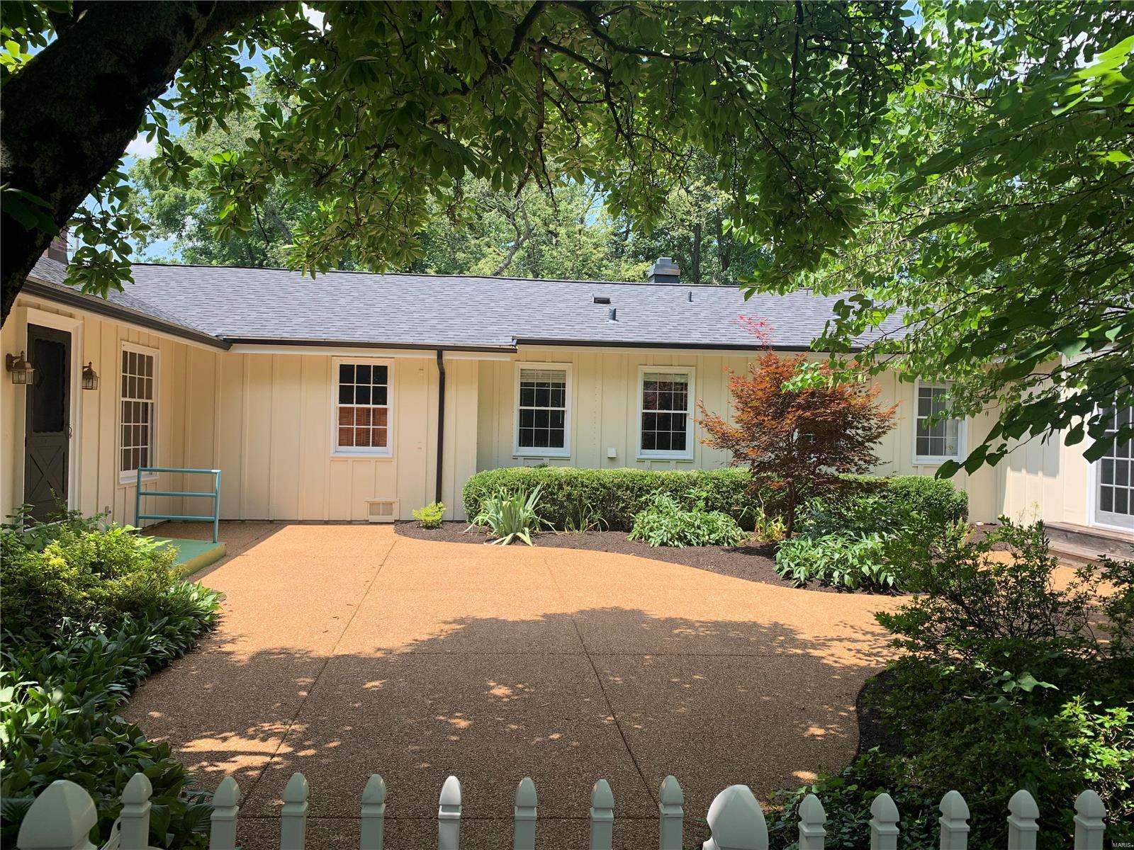10018 Conway Road Ladue, MO 63124 - Photo 8 of 72