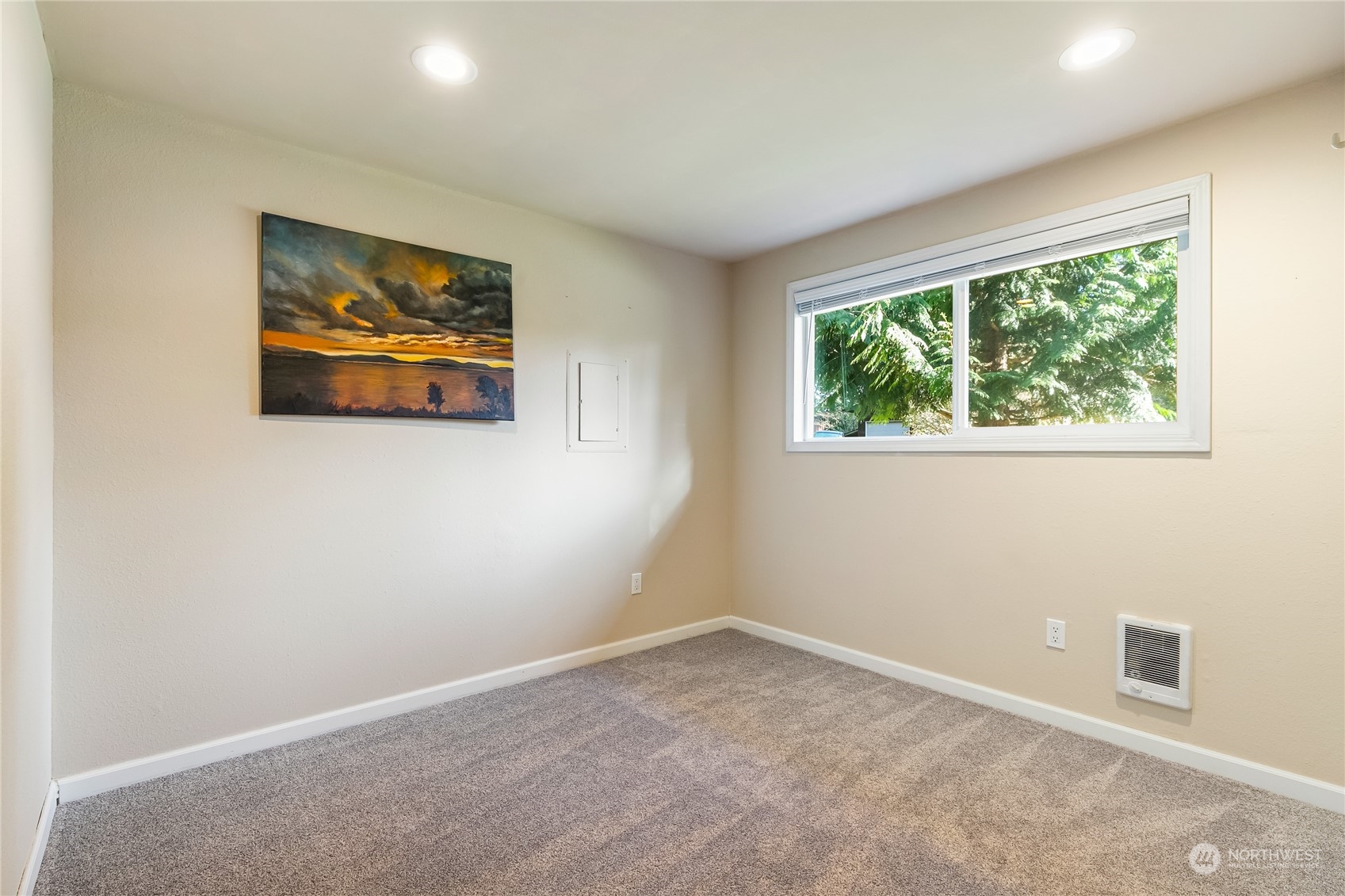 8 Topper Drive Bellingham, WA 98229 - Photo 9 of 32 an empty room with windows