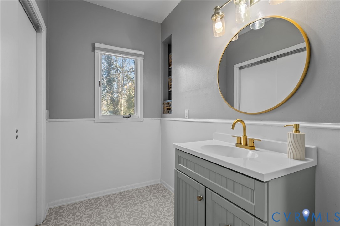 3203 Barnes Spring Court Midlothian, VA 23112 - Photo 18 of 45