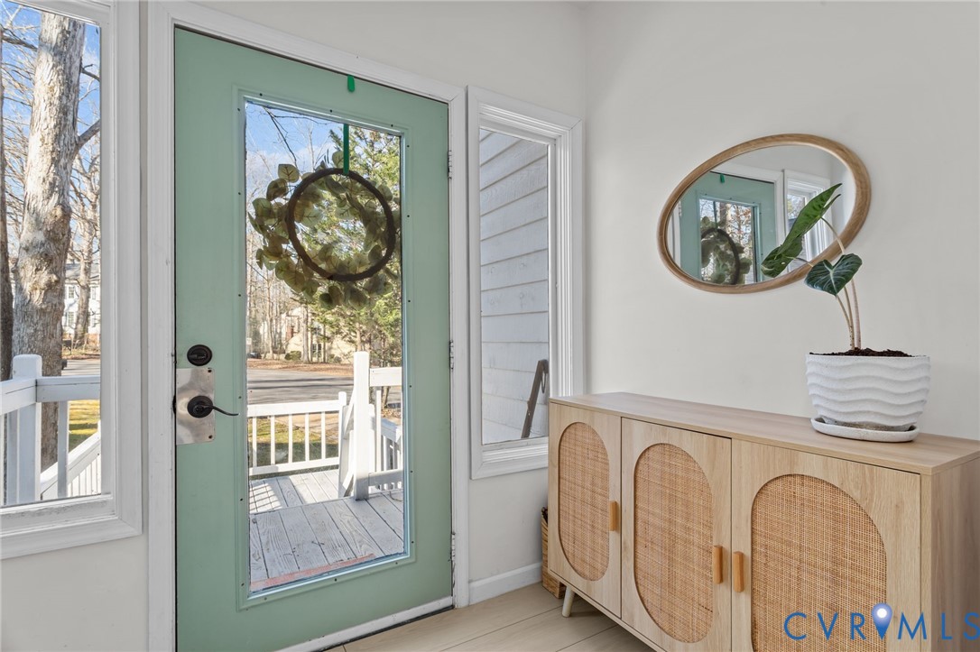 3203 Barnes Spring Court Midlothian, VA 23112 - Photo 8 of 45