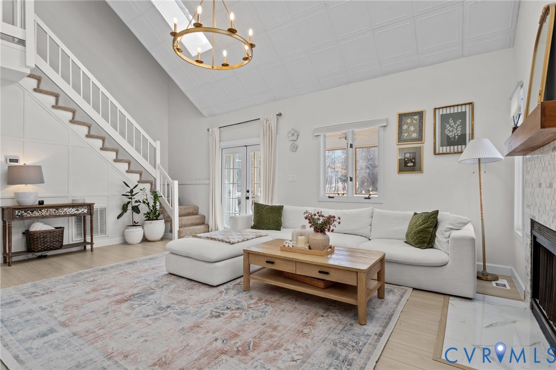 3203 Barnes Spring Court Midlothian, VA 23112 - Photo 9 of 45