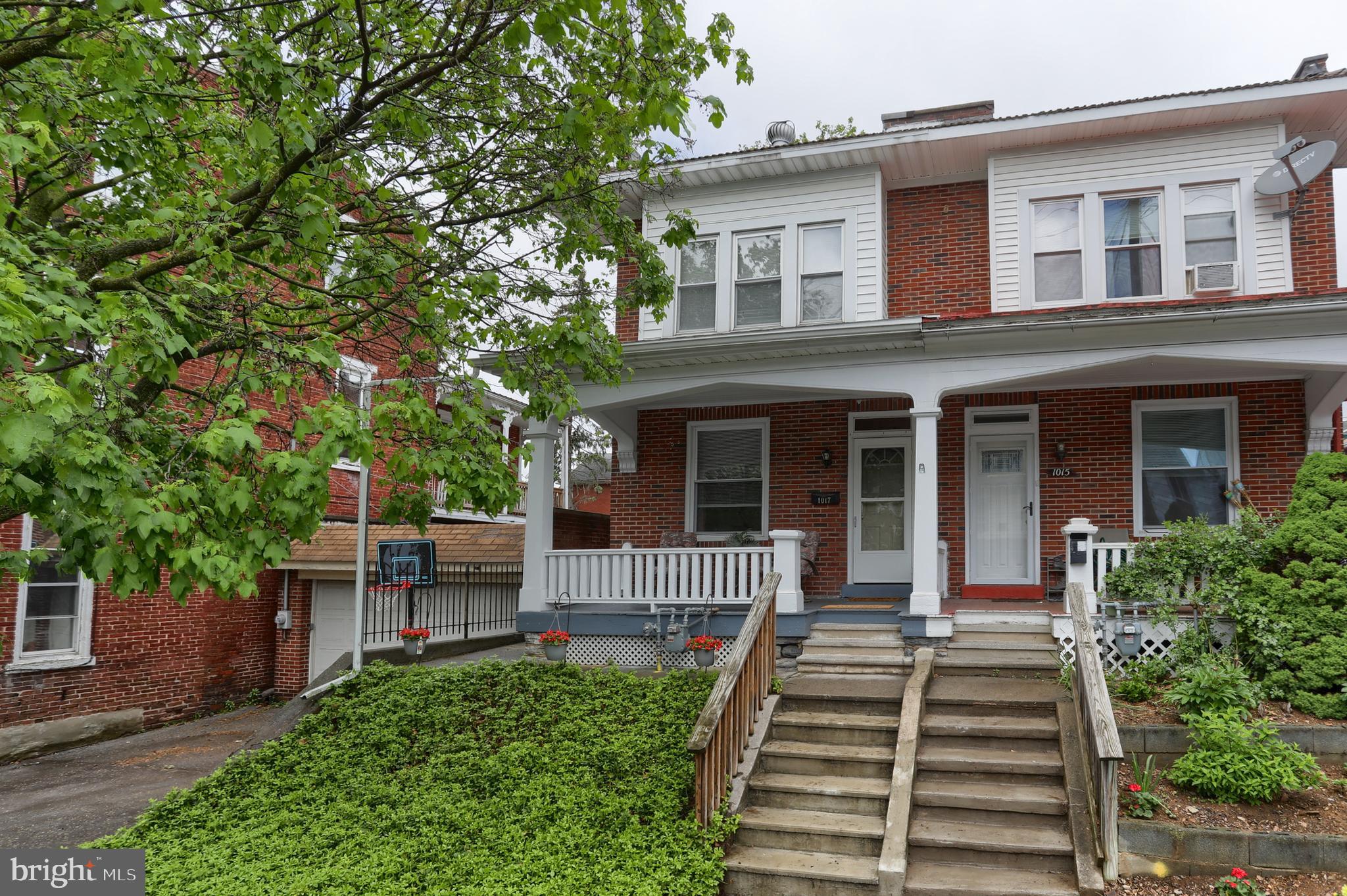 1017 Walnut Street, Lebanon, PA 17042 Compass