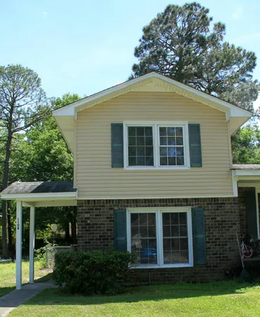 $1,400 | 110 Roberta Drive, Unit B, Summerville, SC 29485