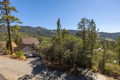 $1,695,000 | 43778 Colusa Drive, Big Bear Lake, CA 92315