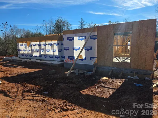 $1,025,000 | 2069 Shannon Drive, Unit 77, Morganton, NC 28655