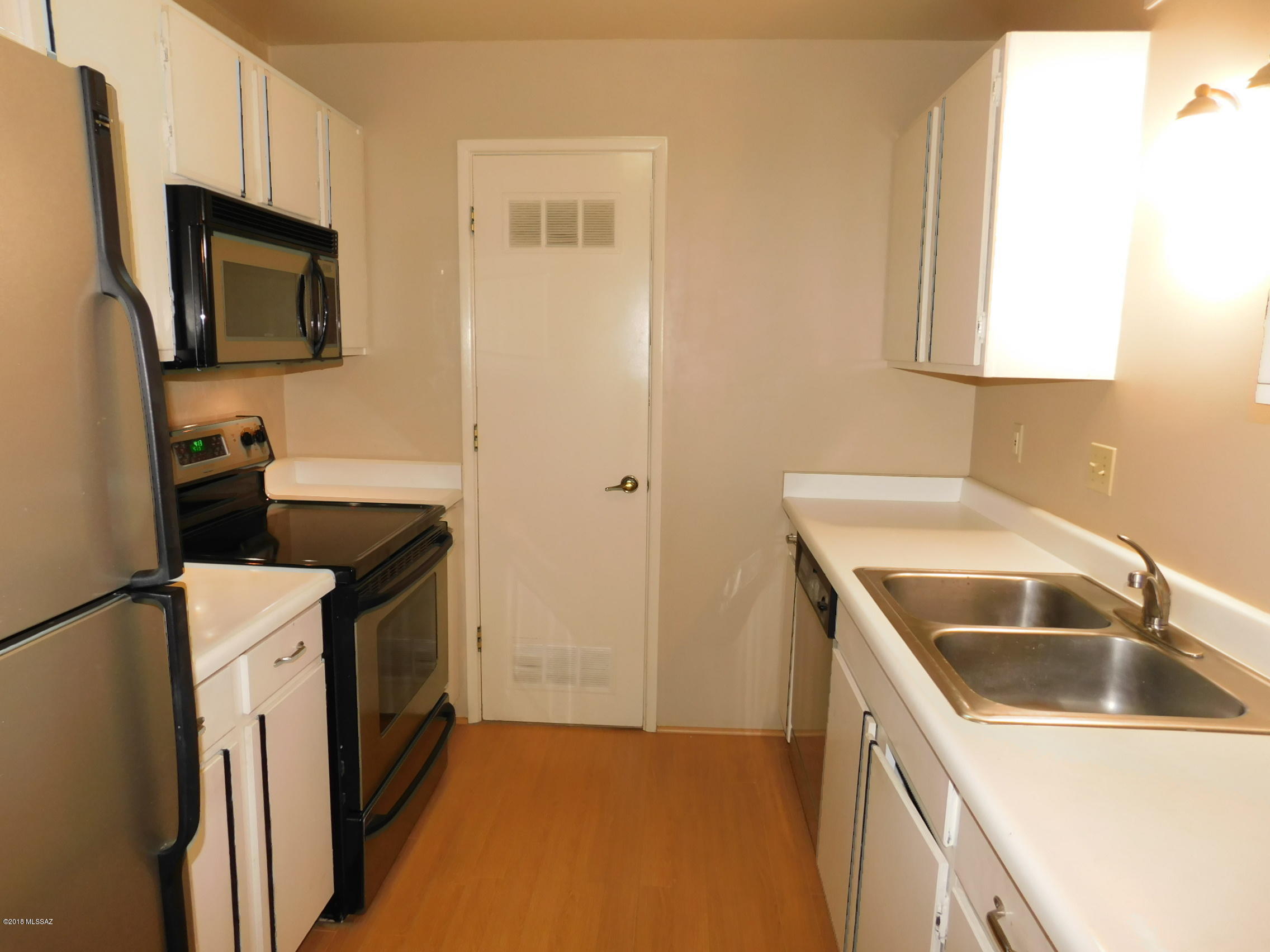 625 South Prudence Road, Unit 109 Tucson, AZ 85710 - Photo 6 of 19 Gallery Image 6