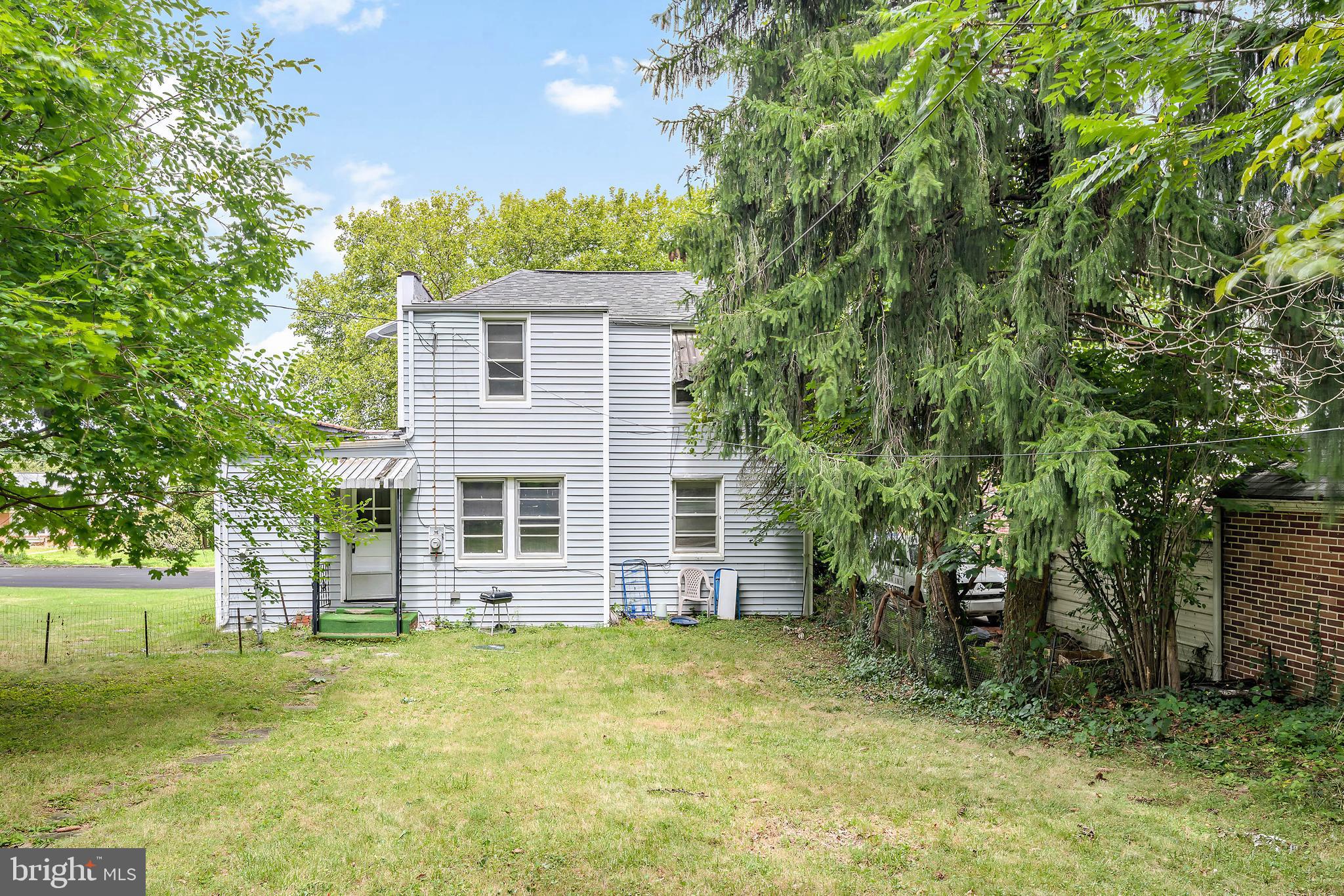 404 Creston Road York, PA 17403 - Photo 16 of 17 Gallery Image 16