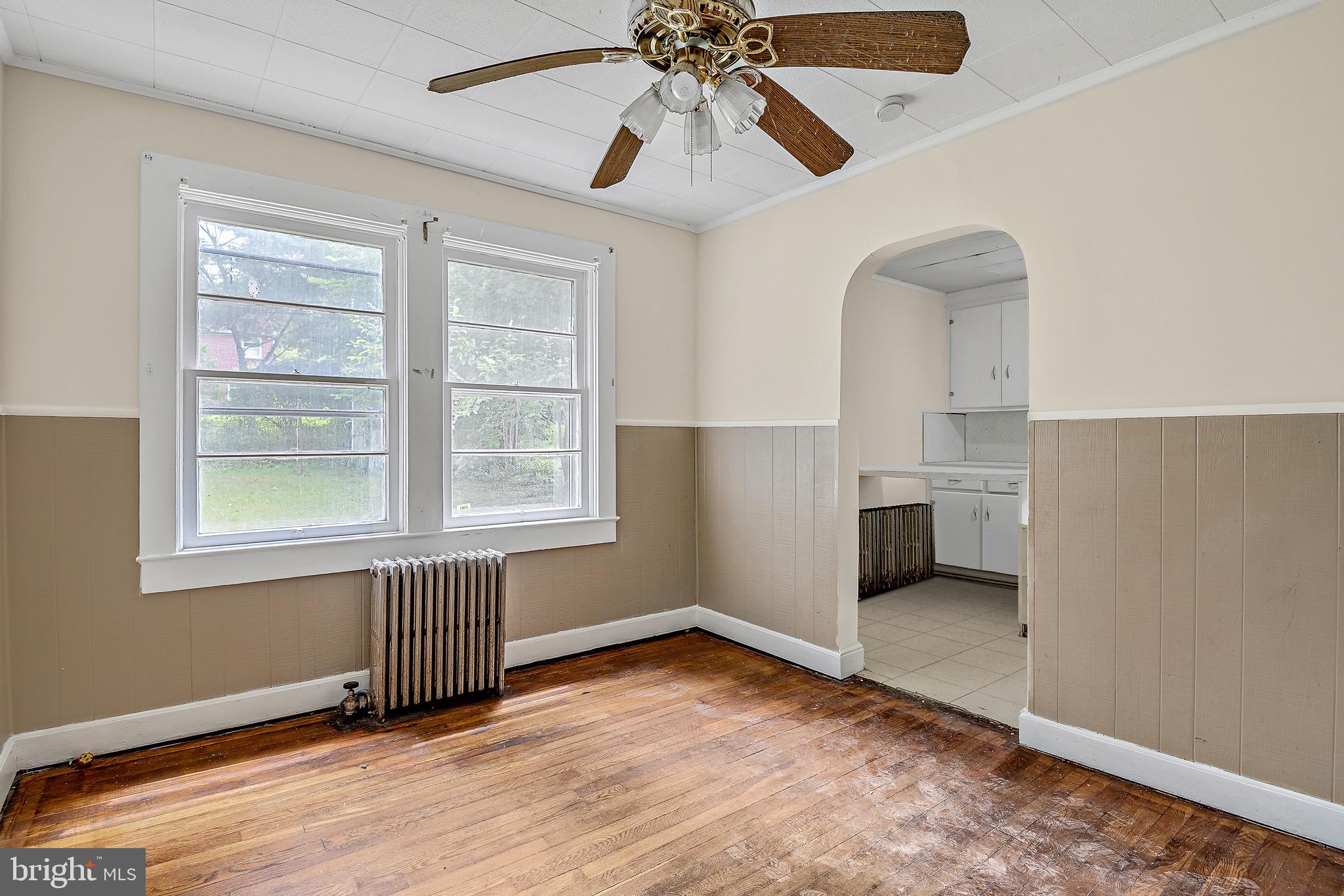 404 Creston Road York, PA 17403 - Photo 5 of 17 Gallery Image 5