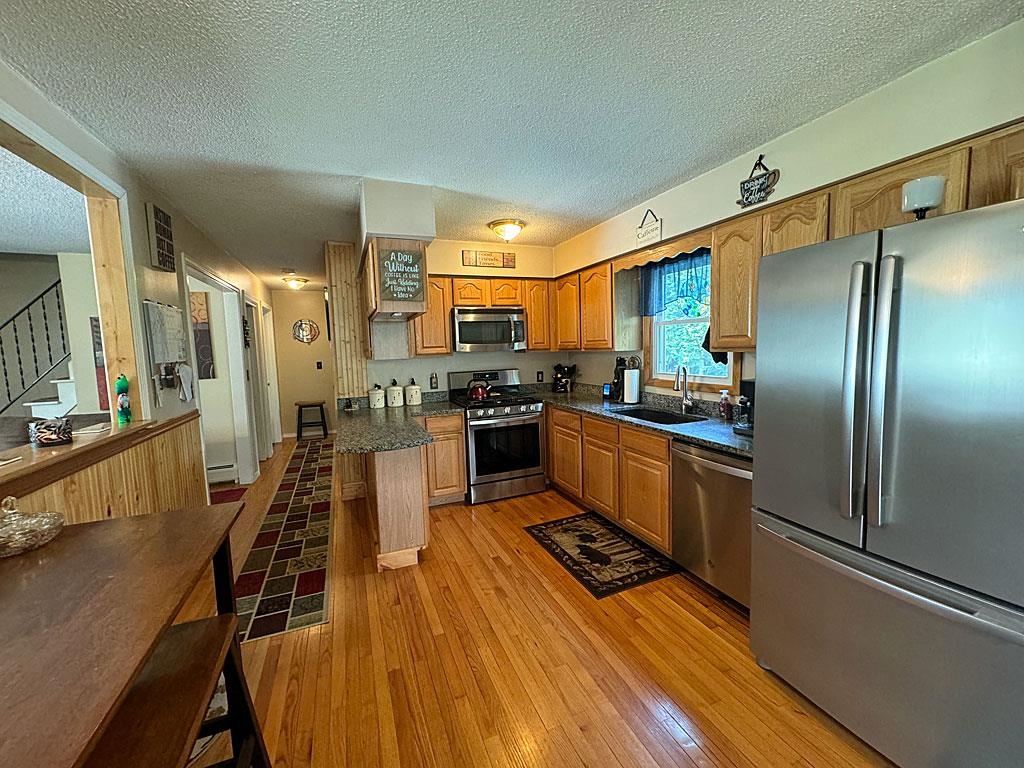 66 Pinehill Road West Rutland, VT 05777 - Photo 8 of 32
