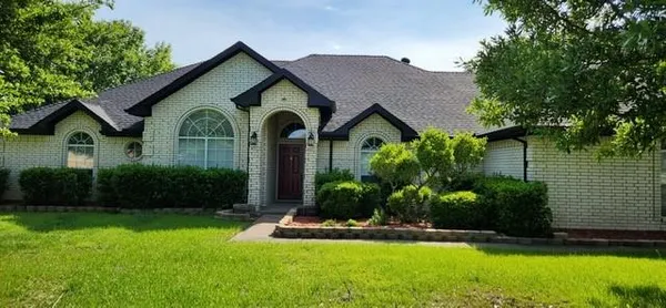 $2,750 | 11149 Magic Lane, Forney, TX 75126