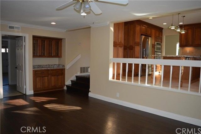 8 Bellezza Irvine, CA 92620 - Photo 13 of 39 Family Room dry bar