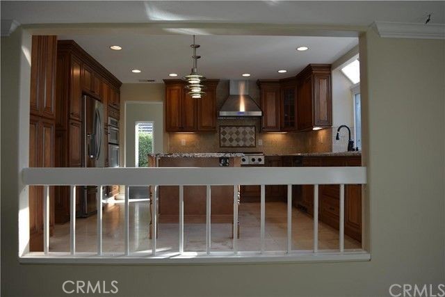 8 Bellezza Irvine, CA 92620 - Photo 14 of 39 Kitchen open to Family Room