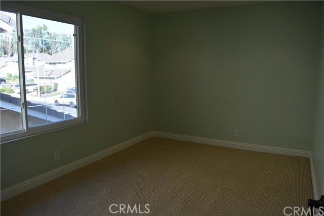 8 Bellezza Irvine, CA 92620 - Photo 26 of 39 Bedroom 4