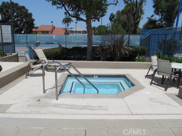 8 Bellezza Irvine, CA 92620 - Photo 35 of 39 Community Spa