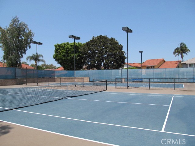 8 Bellezza Irvine, CA 92620 - Photo 37 of 39 Community Tennis Courts