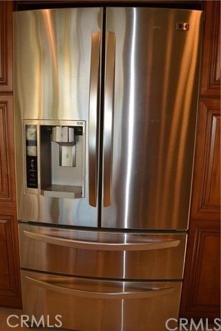 8 Bellezza Irvine, CA 92620 - Photo 9 of 39 Stainless Refrigerator