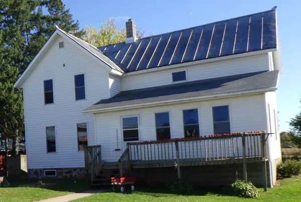 $250,000 | E6170 Hidde Road, Marion, WI 54950