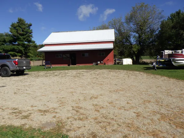 $250,000 | E6170 Hidde Road, Marion, WI 54950