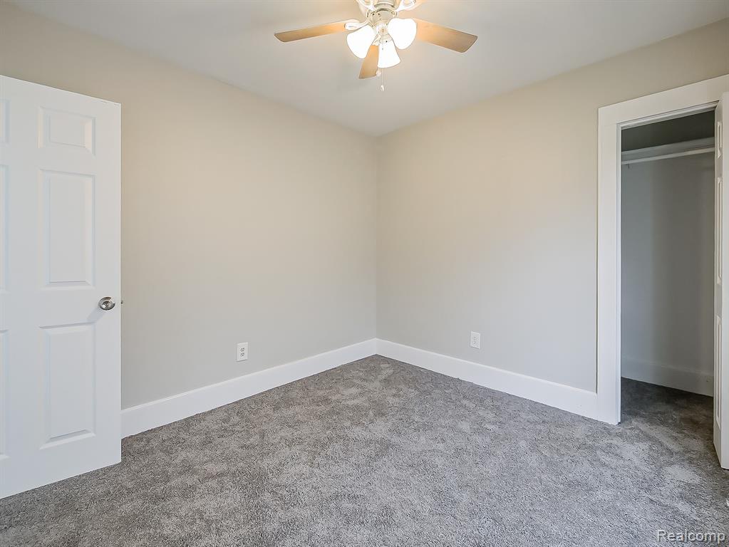 245 South Edith Street Pontiac, MI 48342 - Photo 11 of 30