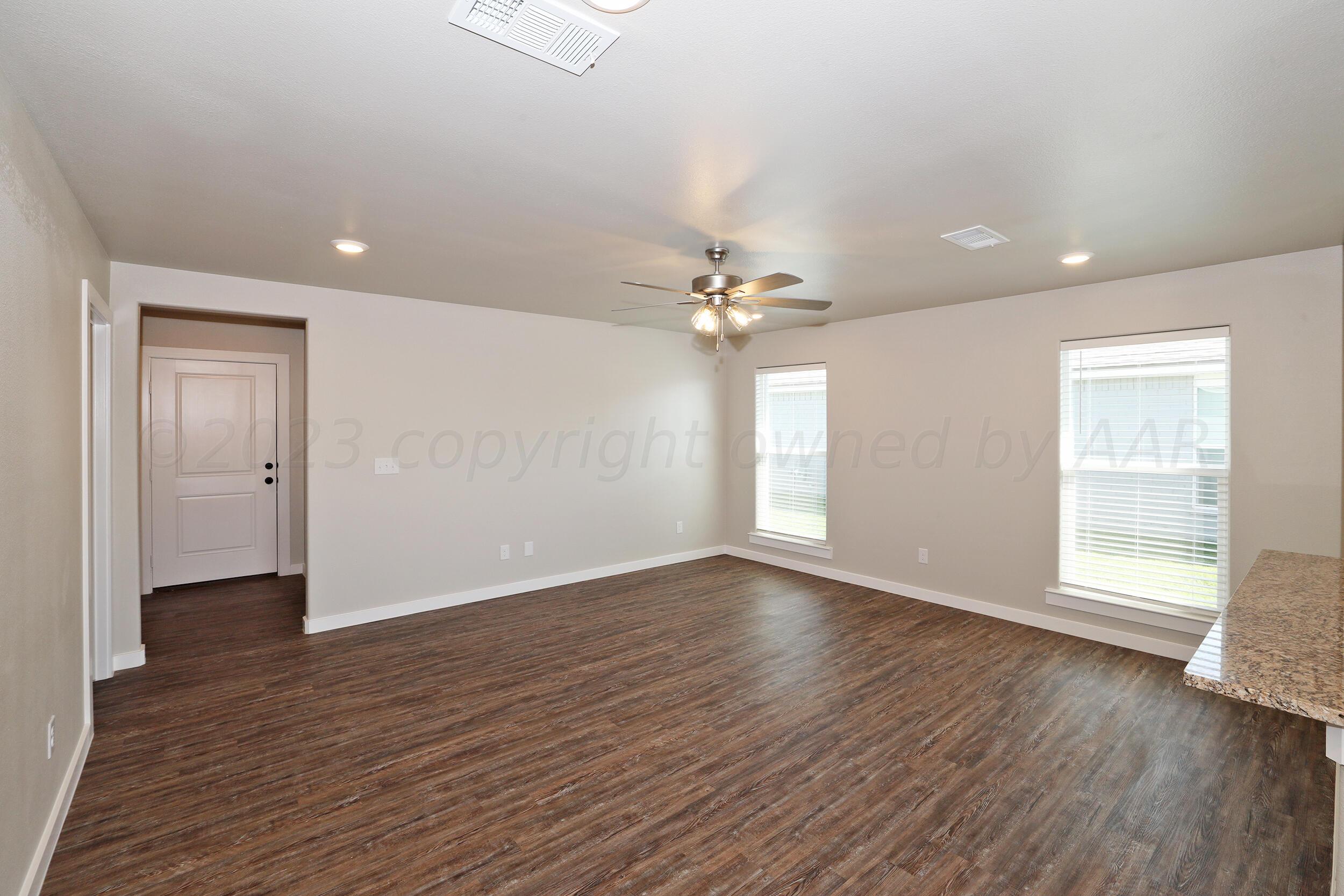 4902 Locker Street Amarillo, TX 79118 - Photo 5 of 23 Living Area2