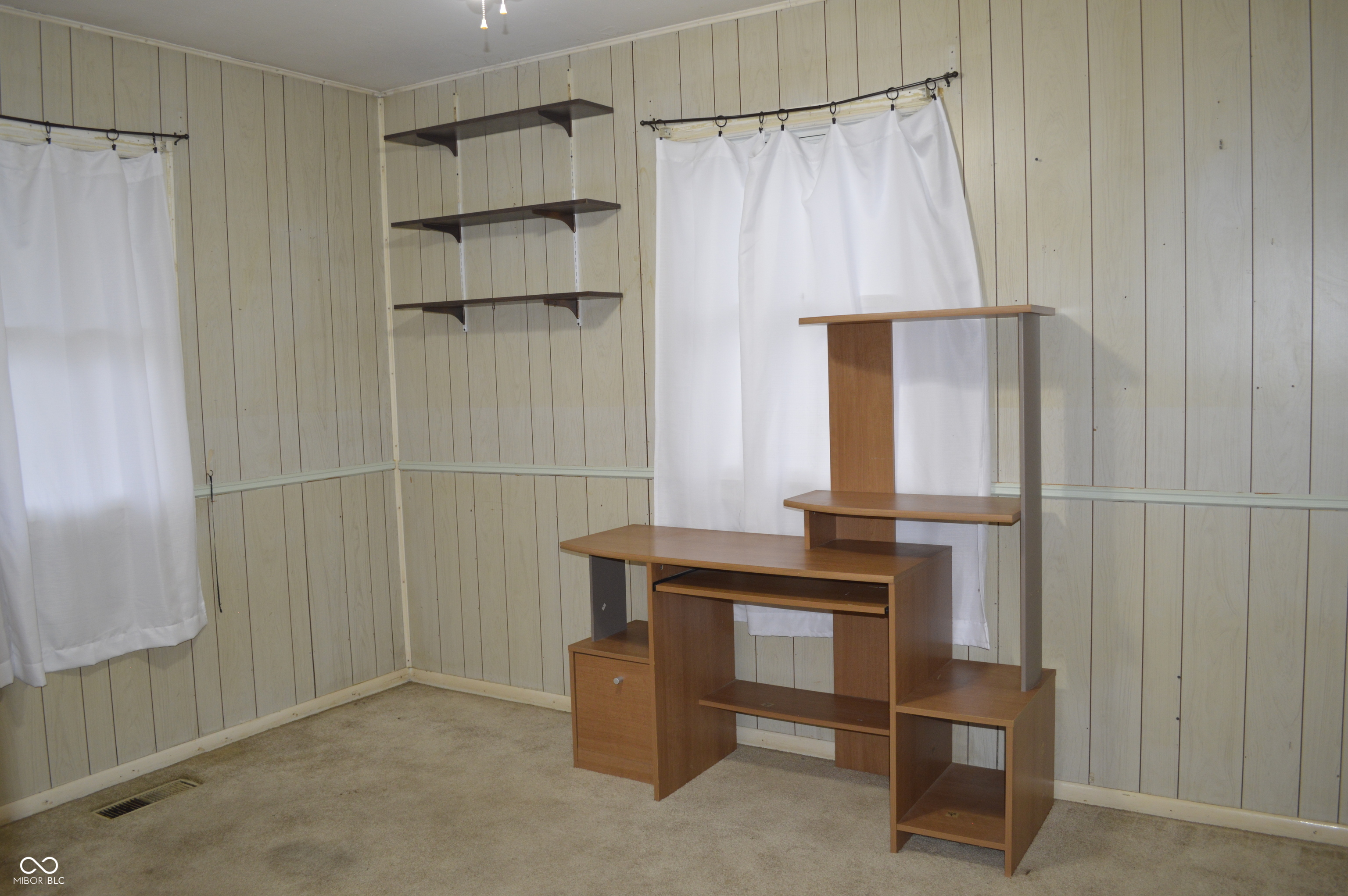 2405 Sunset Boulevard Anderson, IN 46013 - Photo 12 of 18