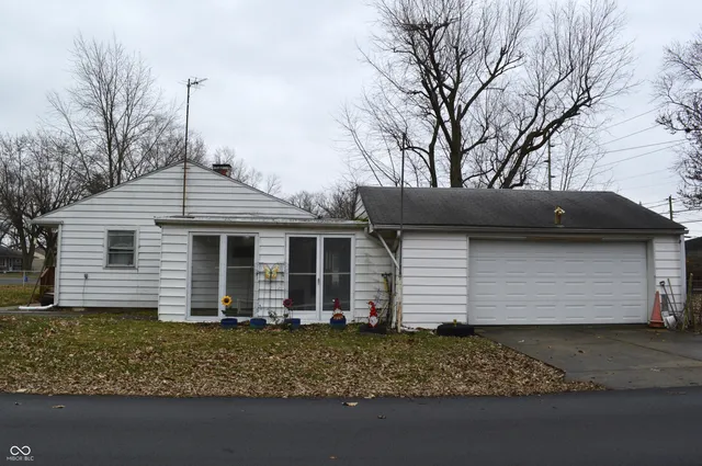 $100,000 | 2405 Sunset Boulevard, Anderson, IN 46013