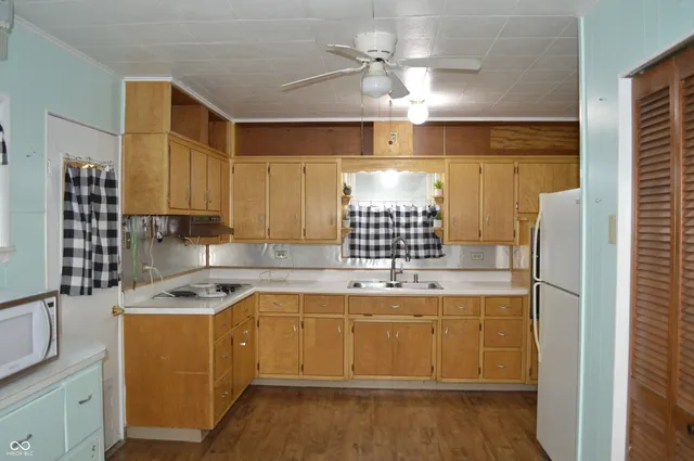 $100,000 | 2405 Sunset Boulevard, Anderson, IN 46013