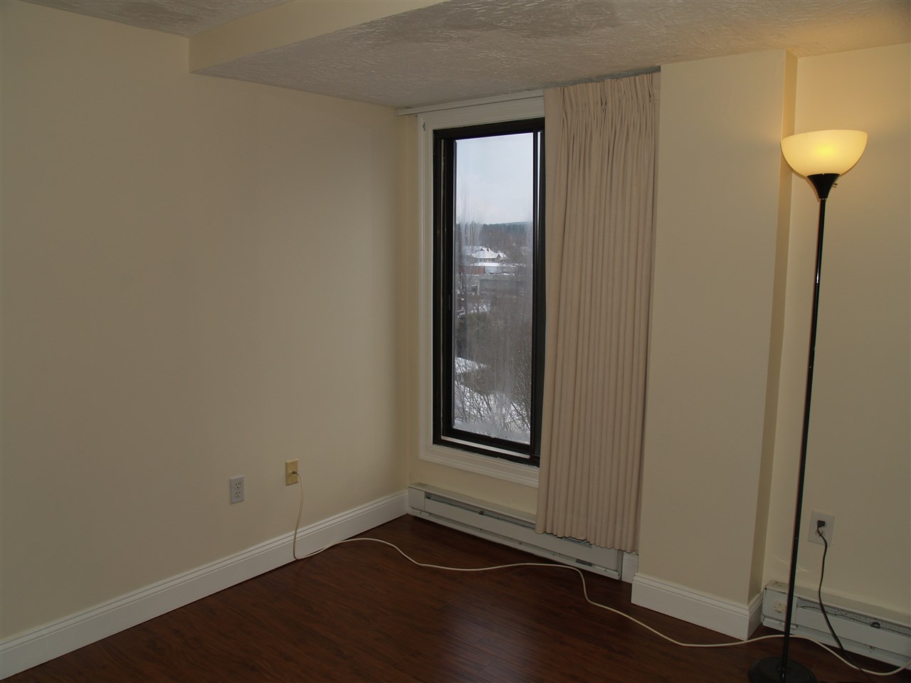 55 River Road, Unit 9H Manchester, NH 03104 - Photo 10 of 17