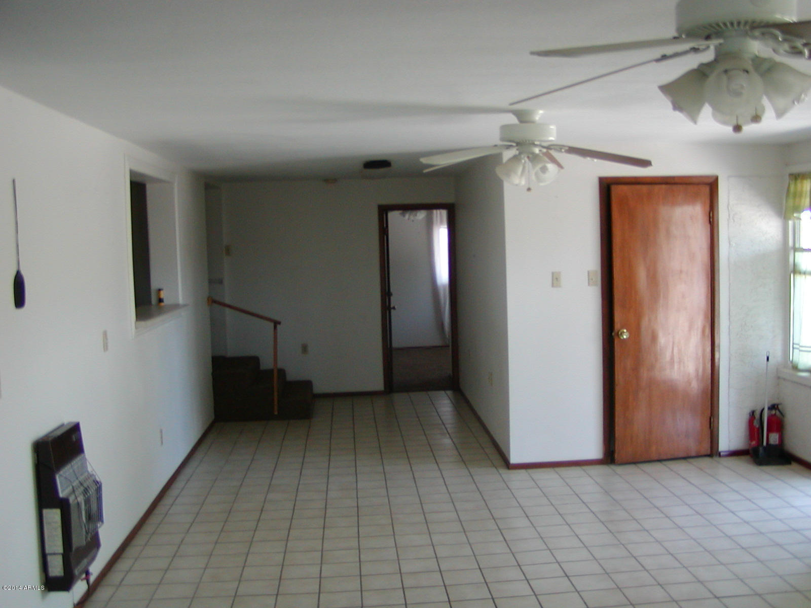 633 South Hilton Road Apache Junction, AZ 85119 - Photo 3 of 15 633 S Hilton 001