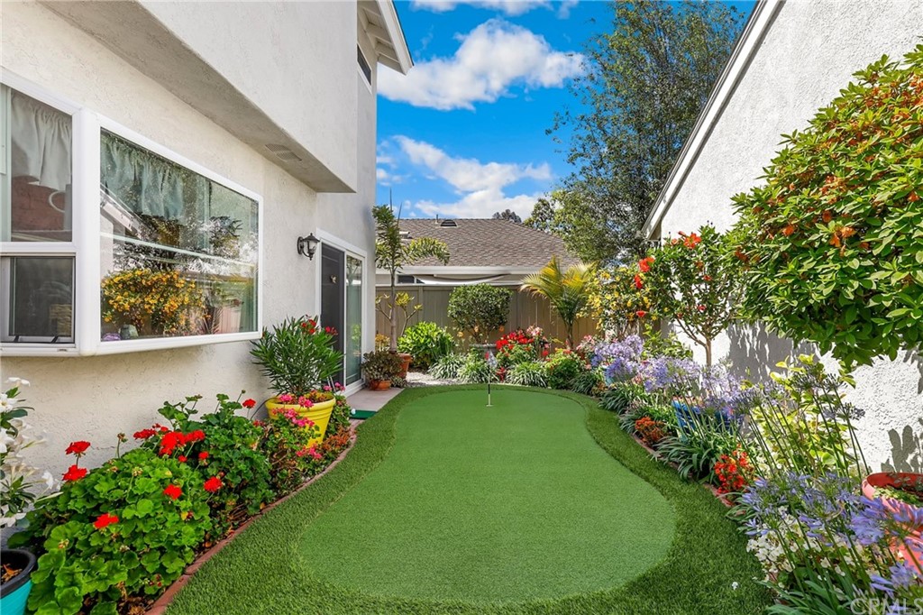 14 Wintermist, Unit 83 Irvine, CA 92614 - Photo 37 of 45 a view of a flower in a garden