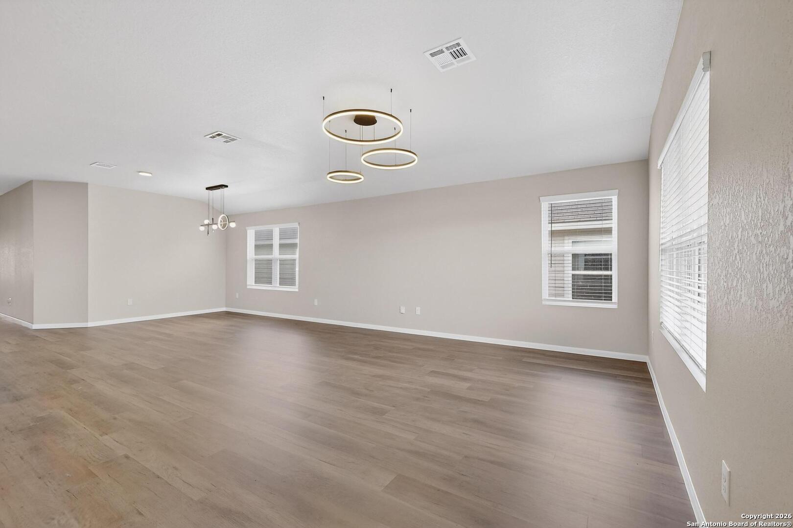 6806 Bale Ridge San Antonio, TX 78252 - Photo 7 of 41