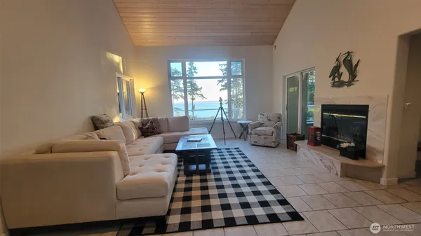 $1,499,000 | 10405 Samish Island Road, Bow, WA 98232