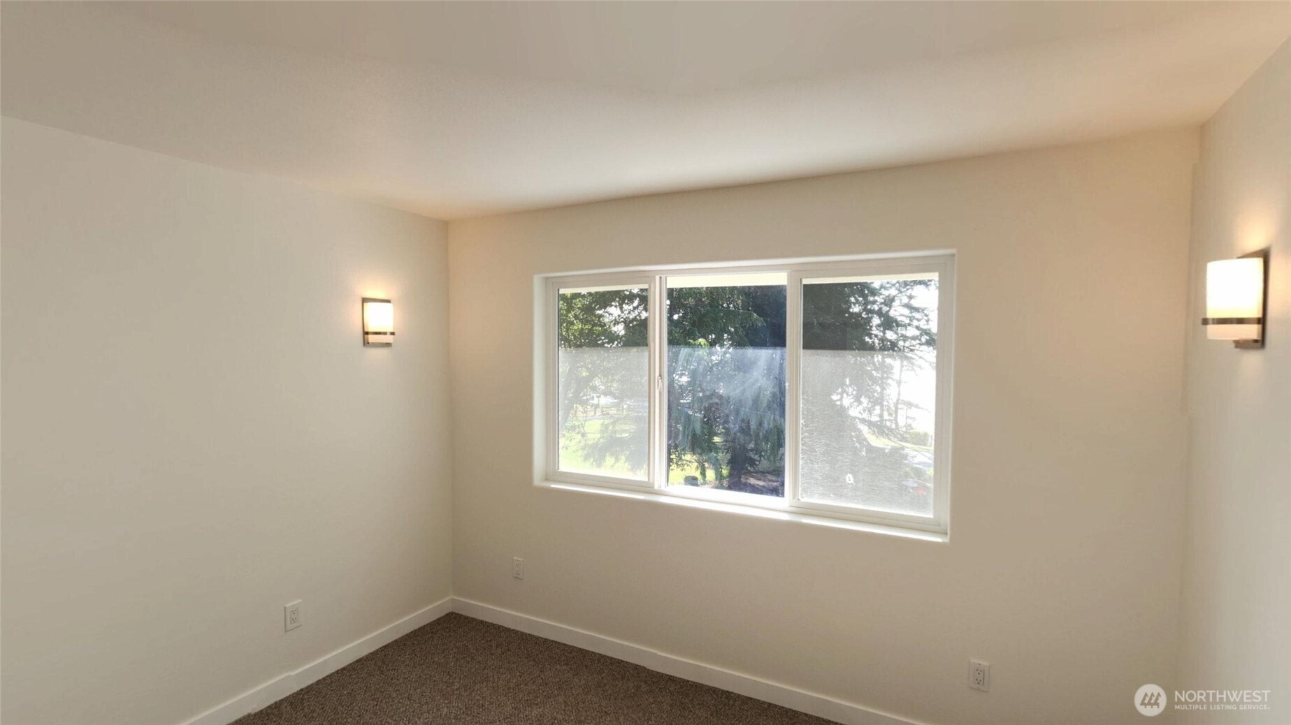 10405 Samish Island Road Bow, WA 98232 - Photo 38 of 38 an empty room with a window