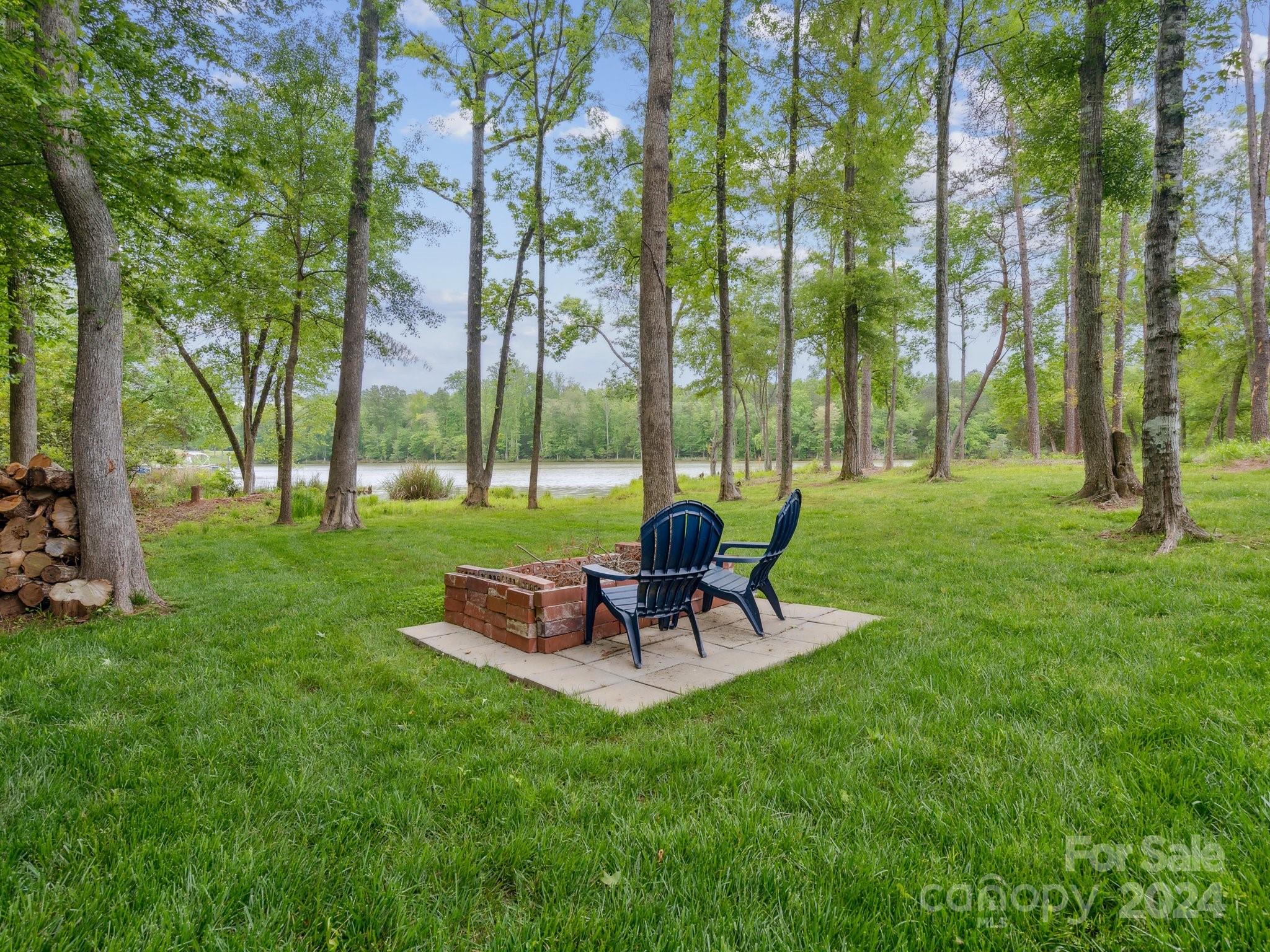 30123 Turtle Point Court Lancaster, SC 29720 - Photo 2 of 31 Gallery Image 2